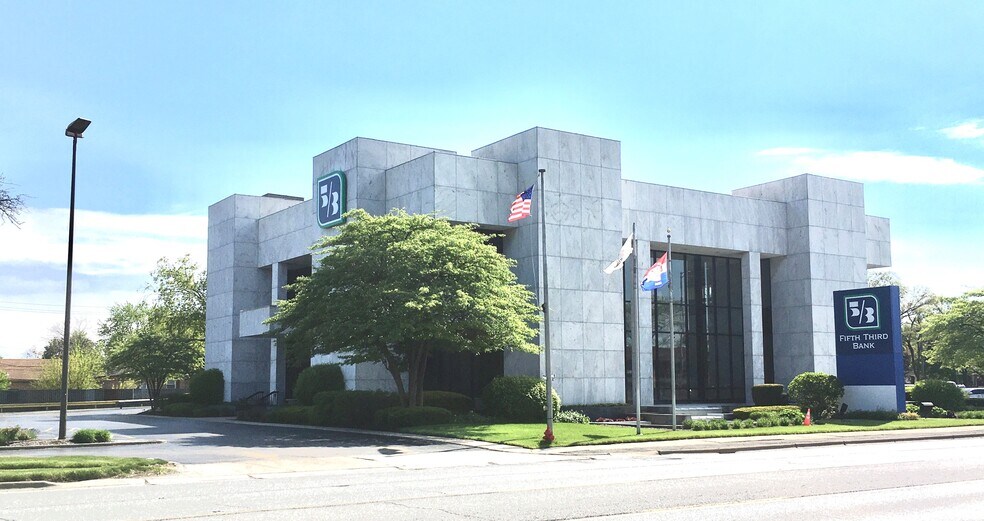 More Photos Of 475 E 162nd St, South Holland Medical For Lease
