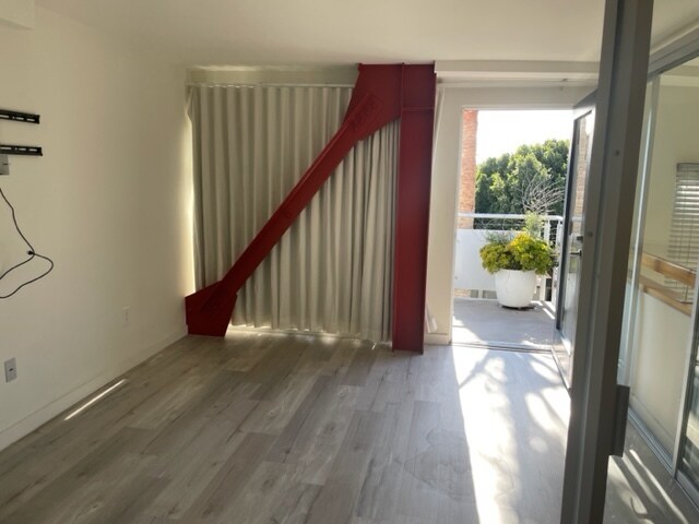 More Photos Of 615 Hampton Dr, Venice Apartments For Sale