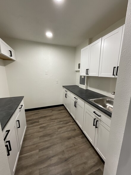 More Photos Of 4890 W Main St, League City Land For Lease