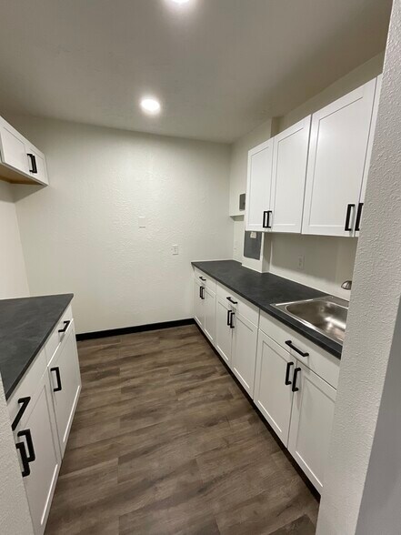 More Photos Of 4890 W Main St, League City Land For Lease