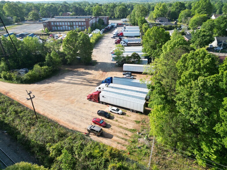 More Photos Of 8300 Moores Chapel Rd, Charlotte Land For Lease