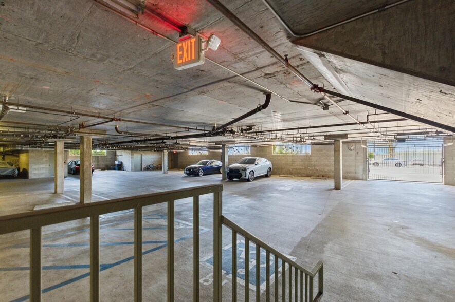 More Photos Of 1101 East Ave, Burbank Apartments For Sale