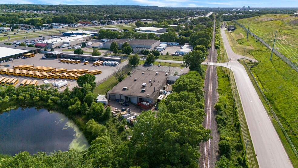 More Photos Of 12401 Washburn Ave S, Burnsville Light Manufacturing For Sale