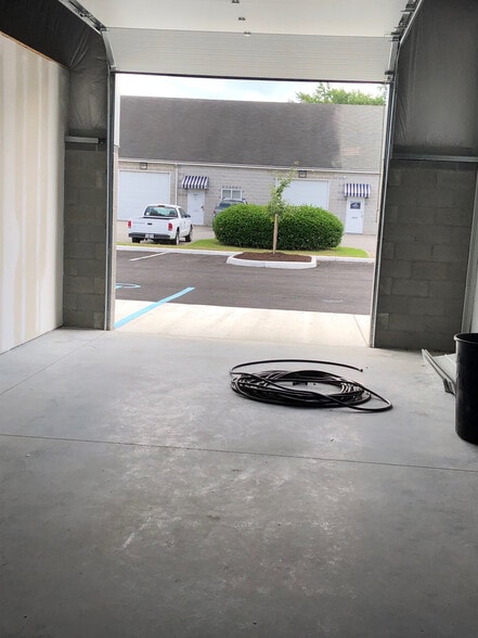 More Photos Of 4912 Rutherford Rd, Virginia Beach Flex For Lease