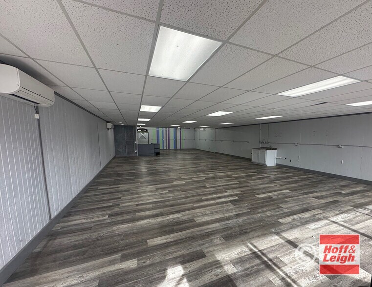 More Photos Of 1395 Gardner Blvd, Barberton Auto Repair For Lease
