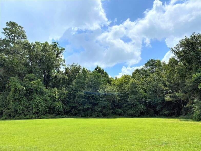 More Photos Of 401 Pinchback Rd, Beaumont Apartments For Sale