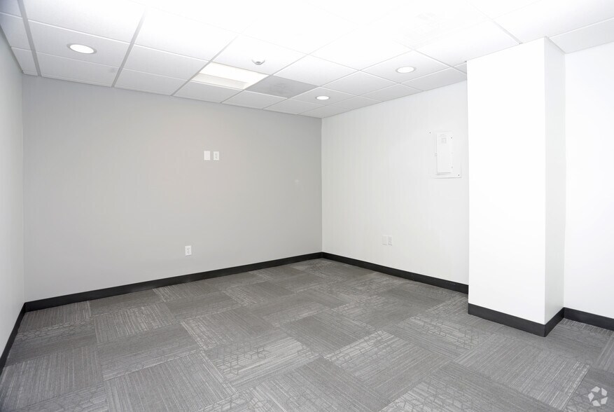 More Photos Of 529 14th St NW, Washington Office For Lease