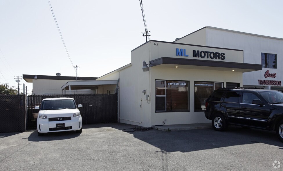 More Photos Of 443 W Bay St, Costa Mesa Auto Repair For Lease
