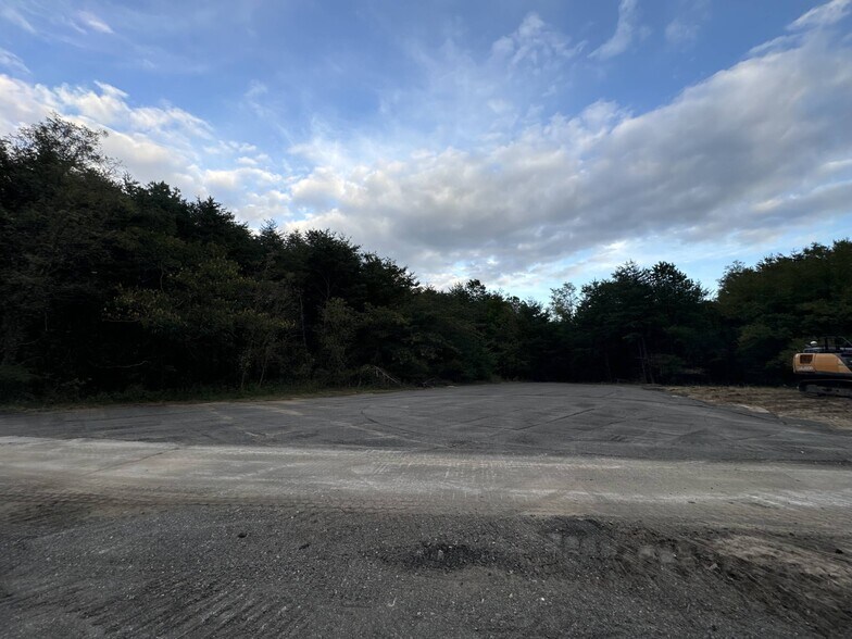 More Photos Of 201 Ember Dr, Pasadena Land For Lease