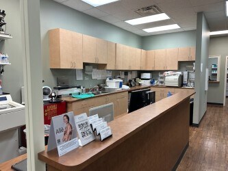 More Photos Of 1498 Jesse Jewell Pky SE, Gainesville Medical For Lease