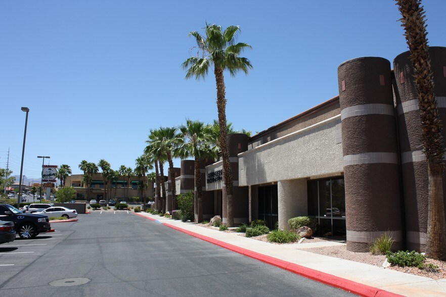More Photos Of 8064-8084 W Sahara Ave, Las Vegas Office For Lease