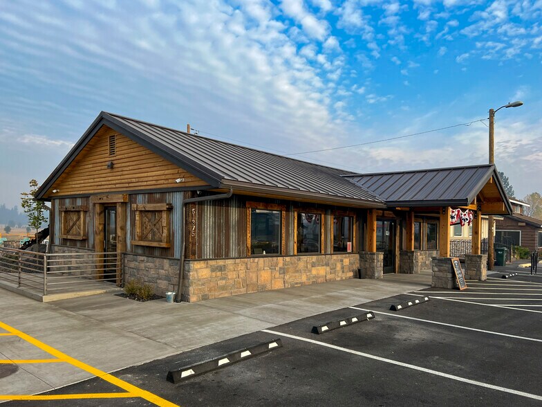 More Photos Of 51375 The Dalles-California Hwy, La Pine Sports And Entertainment For Sale