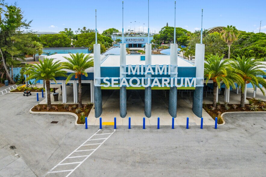 More Photos Of 4400 Rickenbacker Cswy, Miami Specialty For Sale