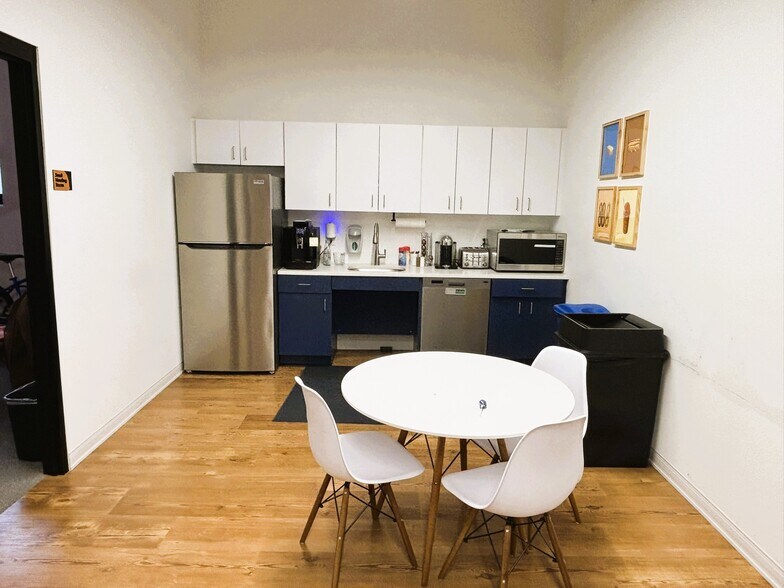 More Photos Of 1536 No American St, Philadelphia Storefront For Lease