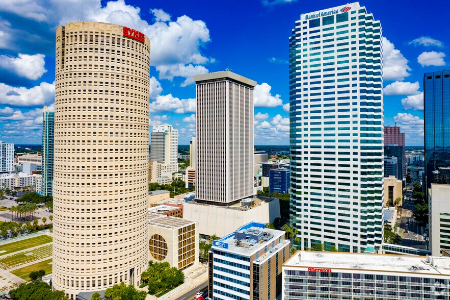 More Photos Of 400 N Tampa St, Tampa Office For Lease