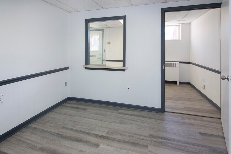 More Photos Of 318 S South St, Gastonia Office For Lease