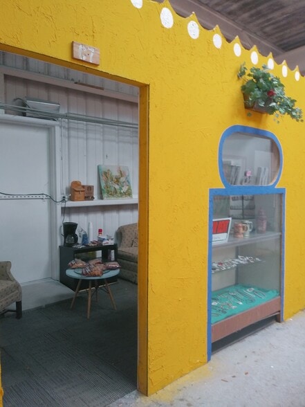 More Photos Of 270-272 Beth Stacey Blvd, Lehigh Acres Warehouse For Sale