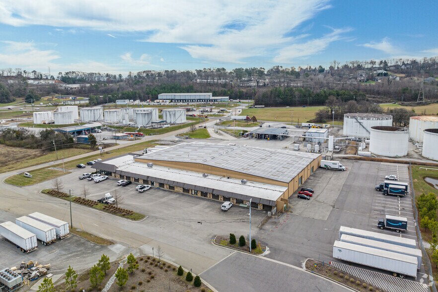 More Photos Of 1601 Third Creek Rd, Knoxville Distribution For Lease