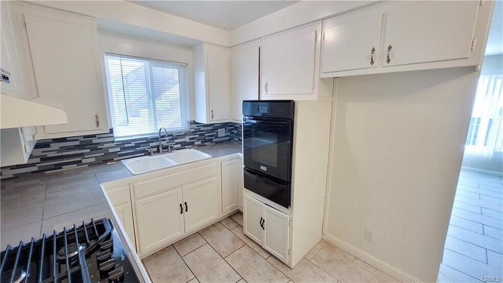 More Photos Of 133 N 2nd St, Montebello Apartments For Sale