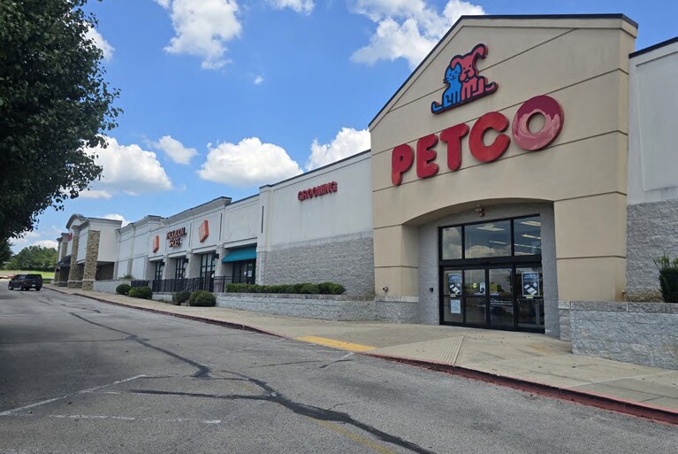 Primary Photo Of 1110 Highway 62 E, Mountain Home General Retail For Sale