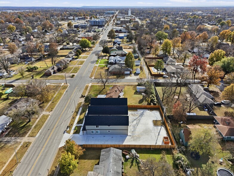 More Photos Of 816 N Main St, Broken Arrow Apartments For Sale