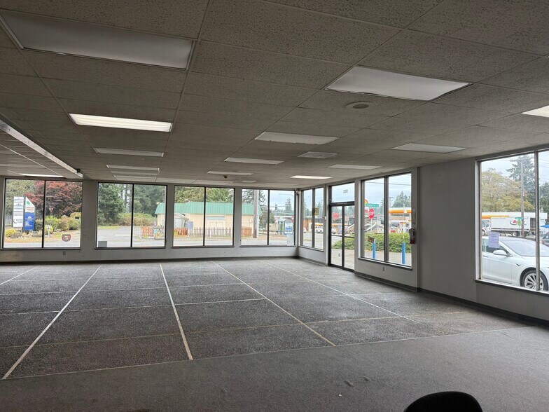 More Photos Of 16002 Pacific Ave S, Spanaway Auto Dealership For Sale