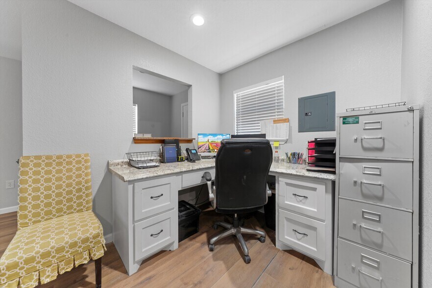 More Photos Of 330 Elco Ln, China Spring Warehouse For Sale