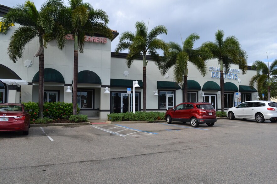 More Photos Of 5934 SE Federal Hwy, Stuart Unknown For Lease