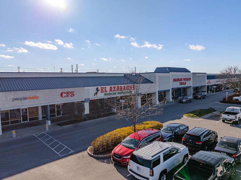 More Photos Of 4200 S East St, Indianapolis Unknown For Lease