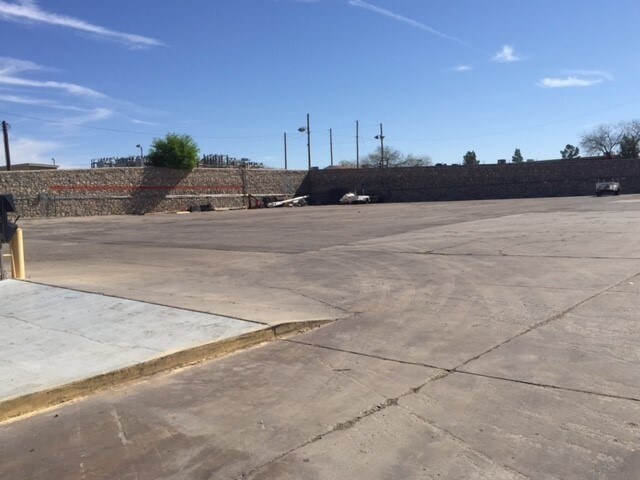 More Photos Of 1430 Vanderbilt Dr, El Paso Warehouse For Lease