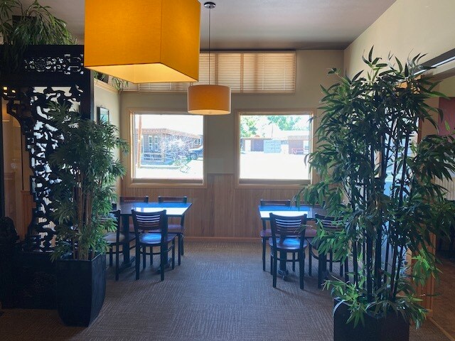 More Photos Of 162 N 6th St, Lander Specialty For Sale