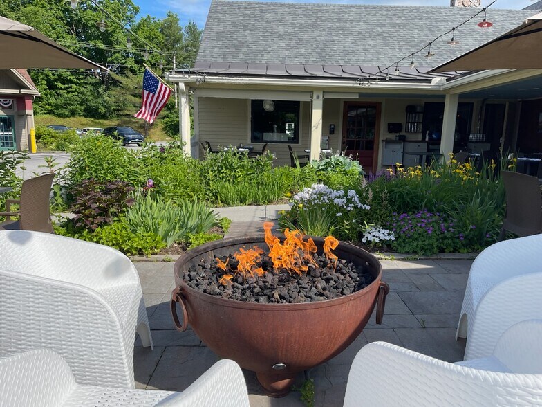 More Photos Of 4570 Main St, Manchester Center General Retail For Sale