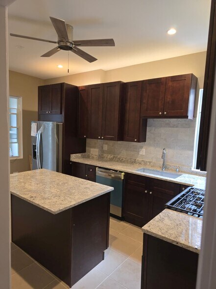 More Photos Of 35 N Mayfield Ave, Chicago Apartments For Sale