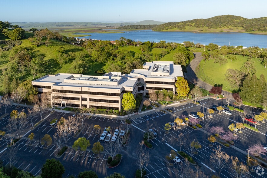 More Photos Of 100 Wood Hollow Dr, Novato Office For Lease