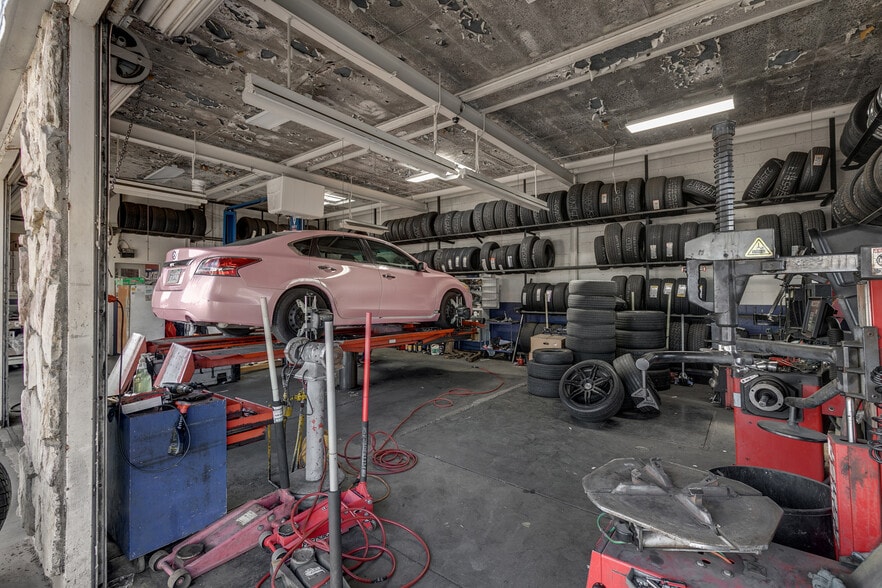 More Photos Of 15105 S Normandie Ave, Gardena Auto Repair For Sale