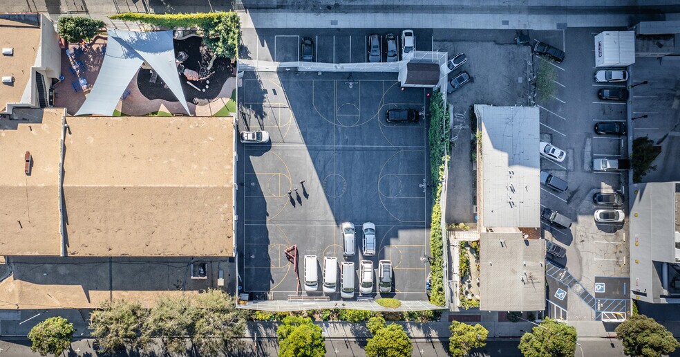 More Photos Of 1220-1224 Lincoln Blvd, Santa Monica Office Residential For Sale