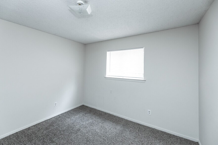 More Photos Of 3446 Carnes Ave, Memphis Apartments For Sale