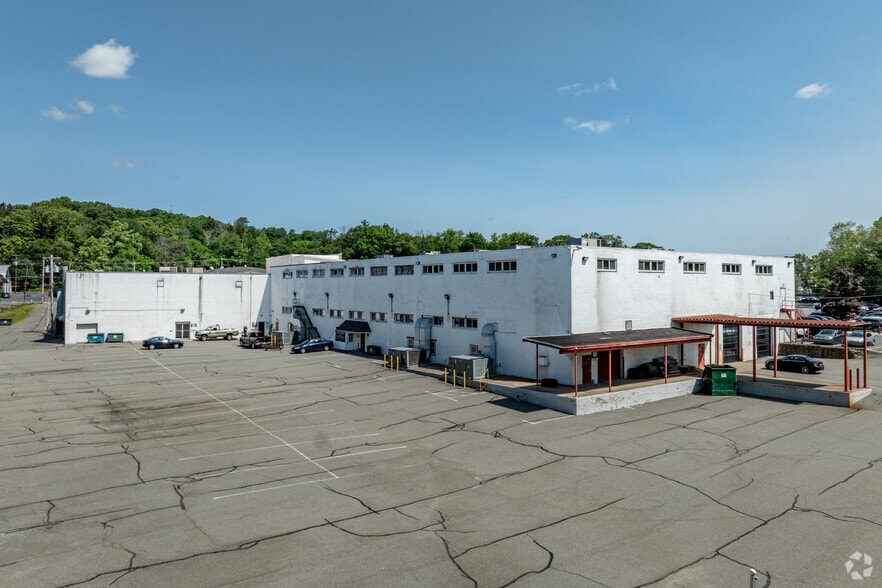 More Photos Of 350 Route 46, Rockaway Storefront For Lease