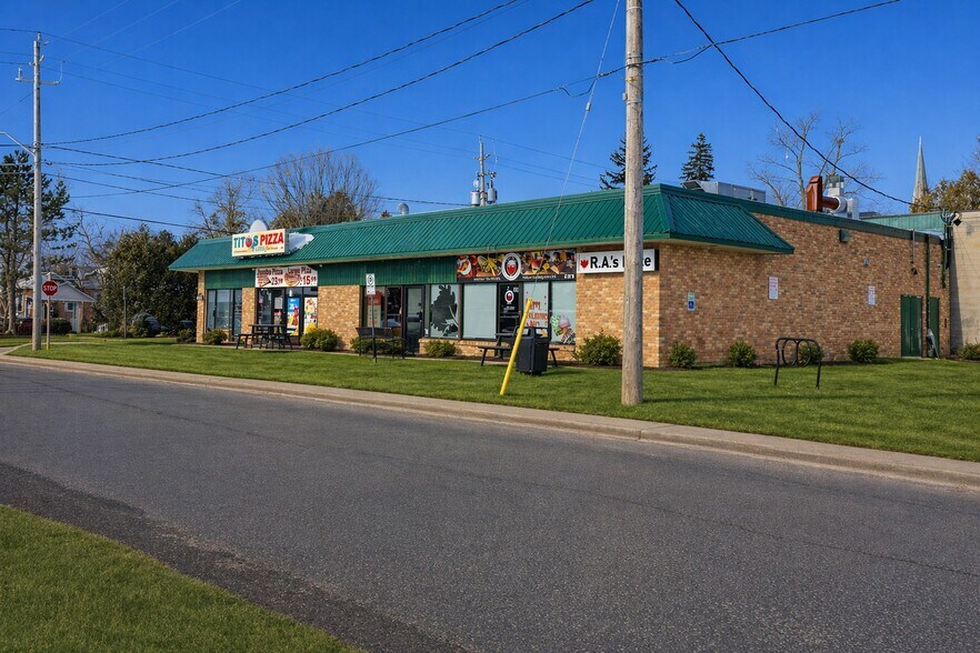 More Photos Of 47 Northumberland St, North Dumfries General Retail For Lease