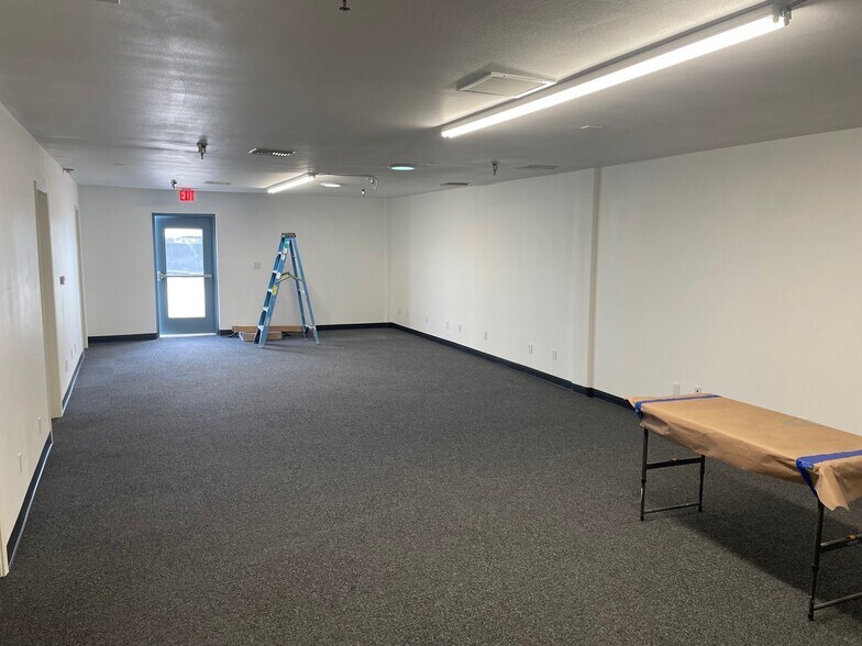 More Photos Of 720 Pacific Ave, Oxnard Warehouse For Sale