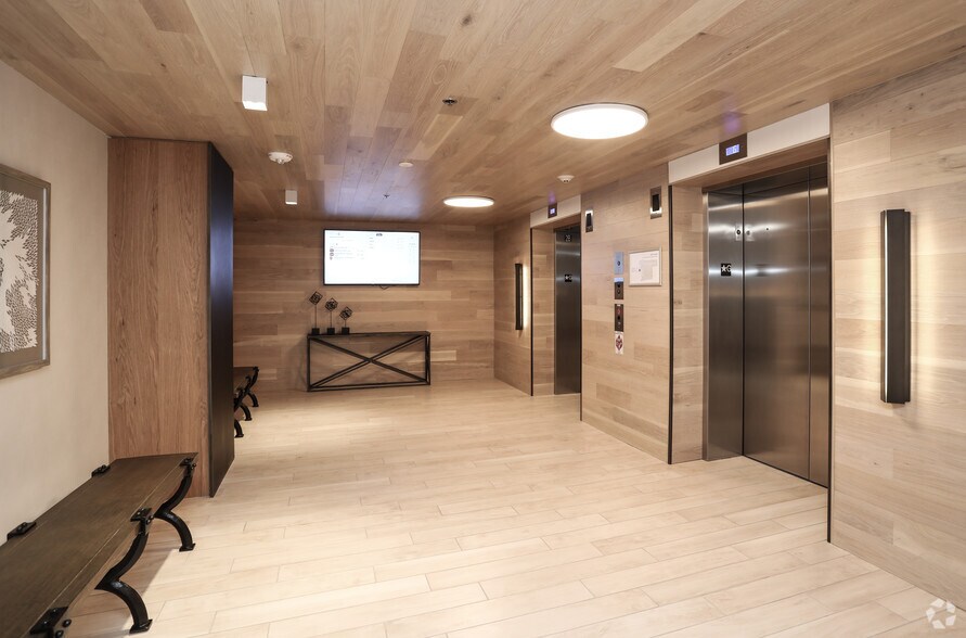 More Photos Of 11830 Sunrise Valley Dr, Reston Apartments For Lease