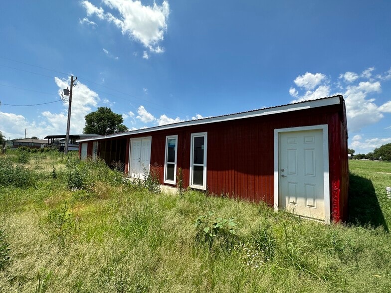 More Photos Of 700 N Texas St, Shamrock Land For Sale