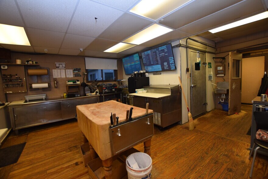 More Photos Of 113 Main St, Christiansburg Restaurant For Sale