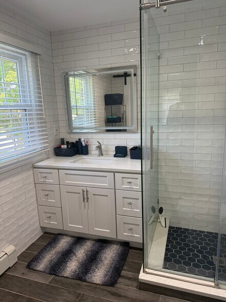 More Photos Of 156 N Ocean Ave, Patchogue Office For Sale