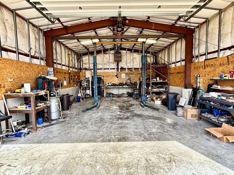 More Photos Of 3 Two Boys Ln, Plains Warehouse For Sale