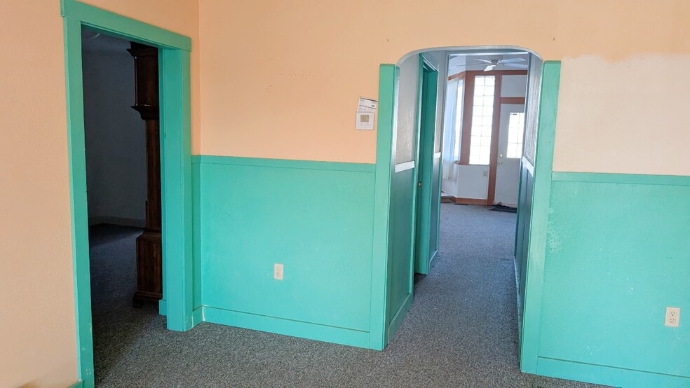 More Photos Of 207 S Broadway Ave, Gilbert Office For Sale