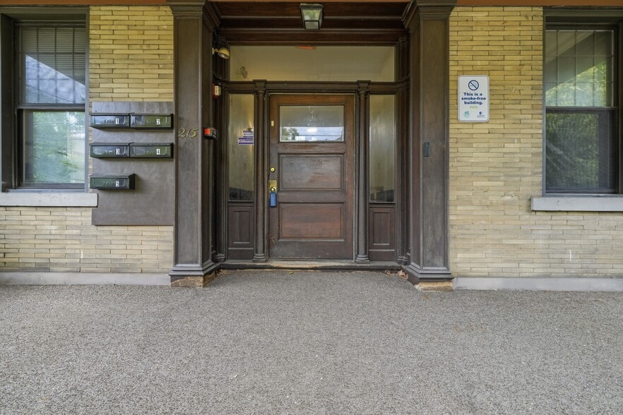 More Photos Of 215 S Braddock Ave, Pittsburgh Apartments For Sale
