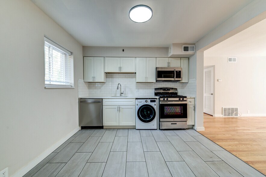More Photos Of 7361 Dale Ave, Saint Louis Apartments For Sale
