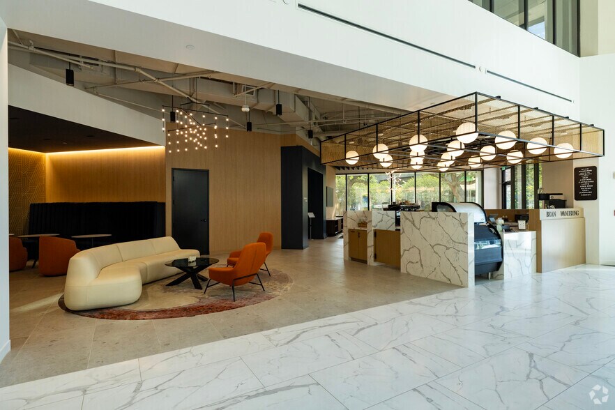 More Photos Of 100 2nd Ave S, Saint Petersburg Office For Lease