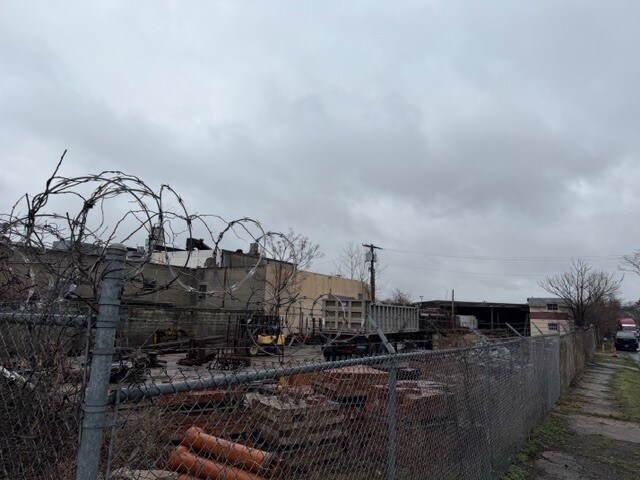 More Photos Of 12 Chase St, Bridgeport Industrial For Sale